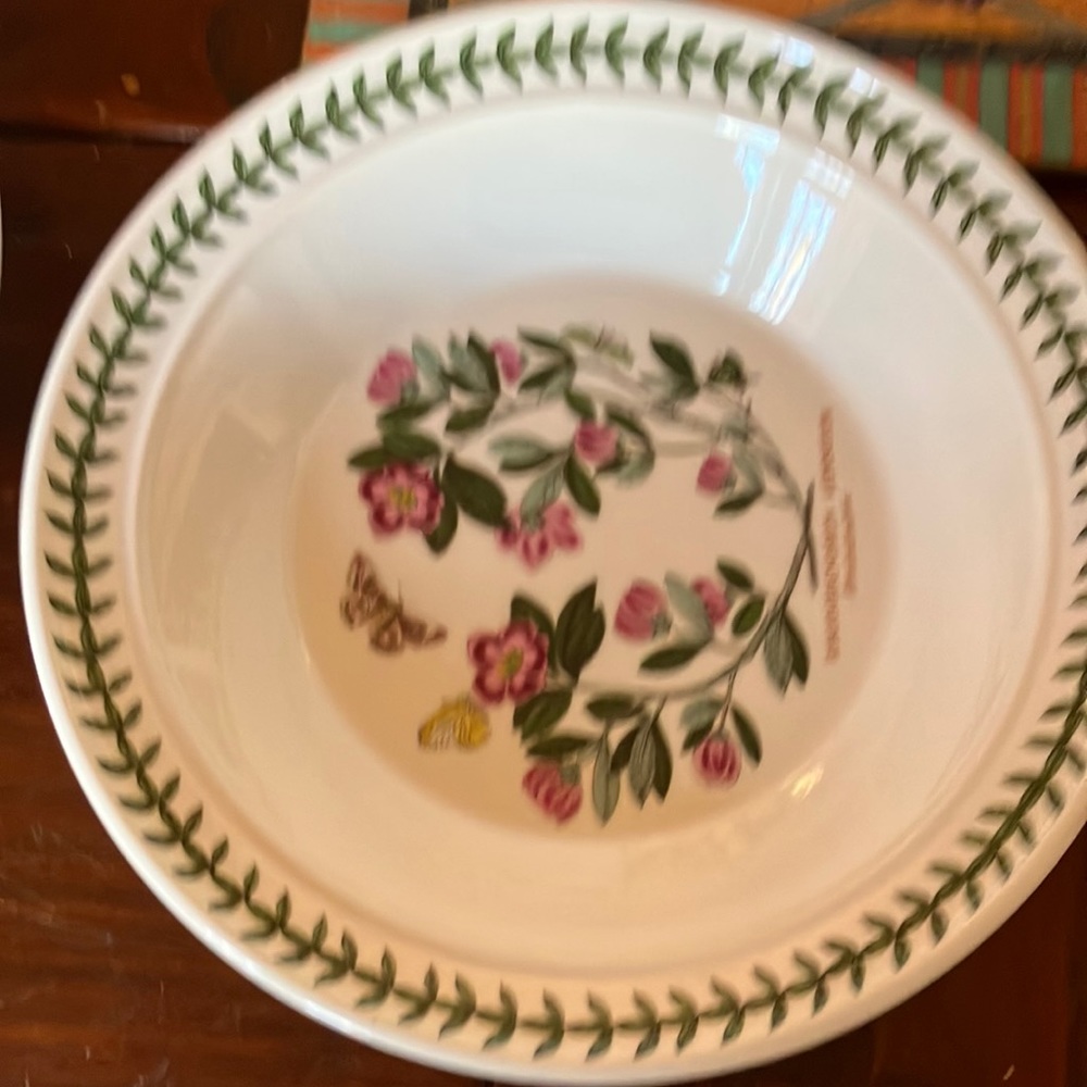 Portmeirion botanic gardens soup/salad bowls.See photo price is for all 6
